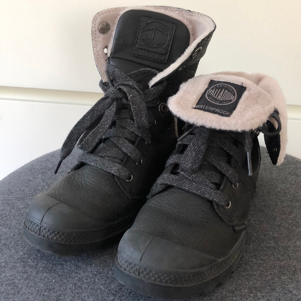 PALLADIUM waterproof boots. Sz 6.5.